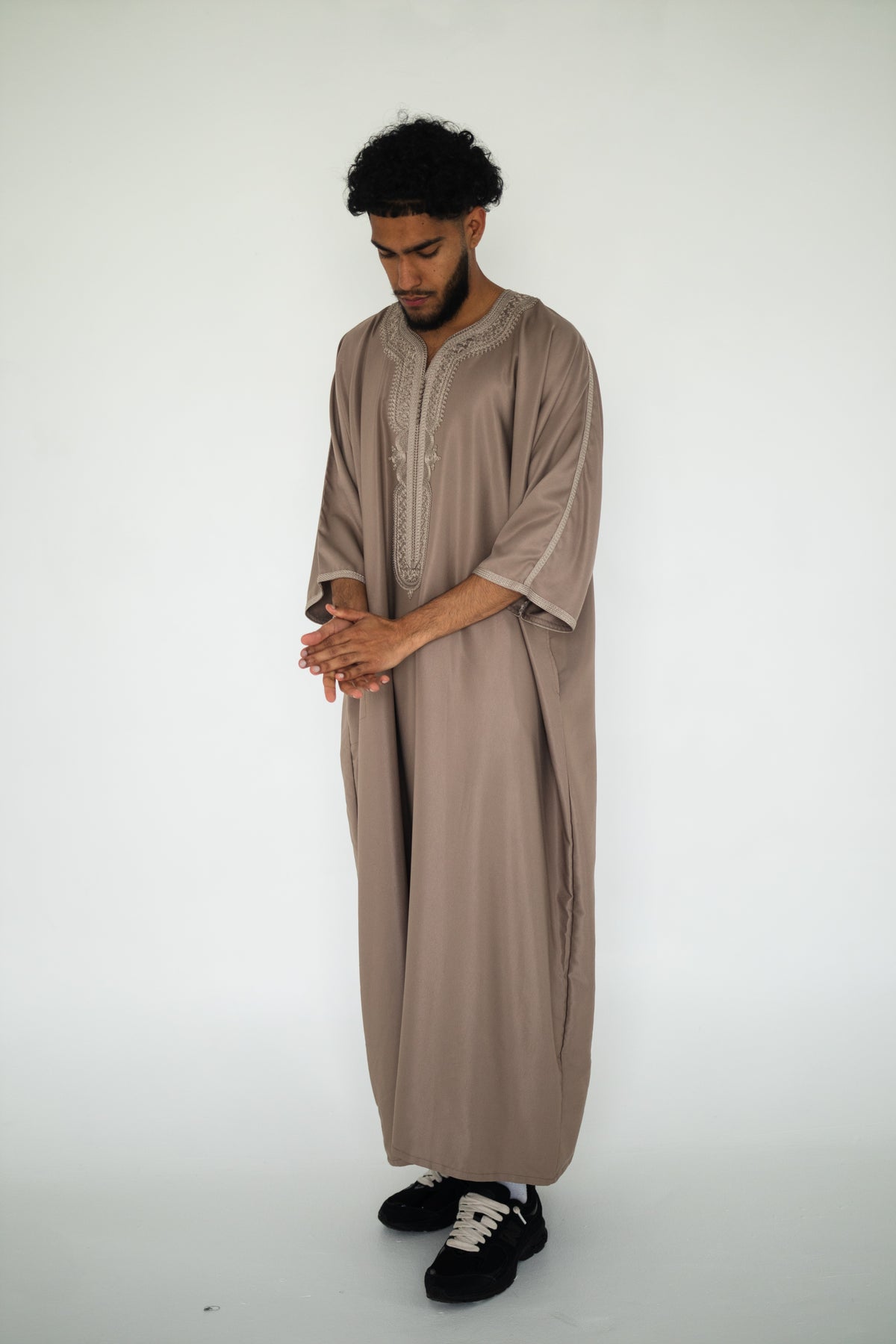 Premium Taupe Moroccan Thobe