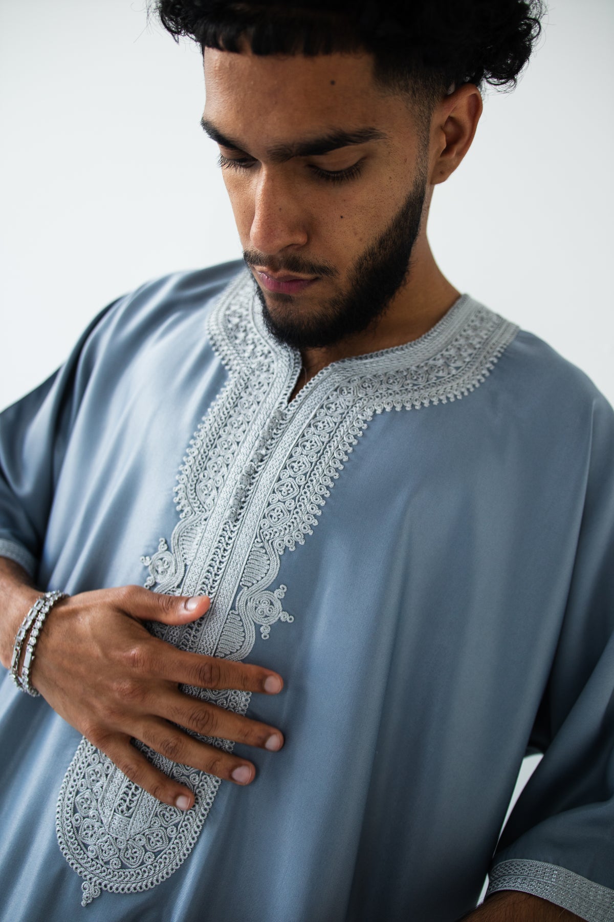Premium Silver Moroccan Thobe