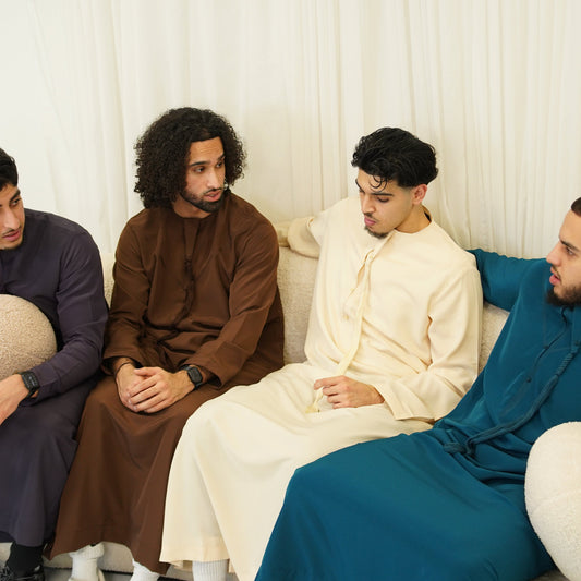 Premium Emirati Thobes
