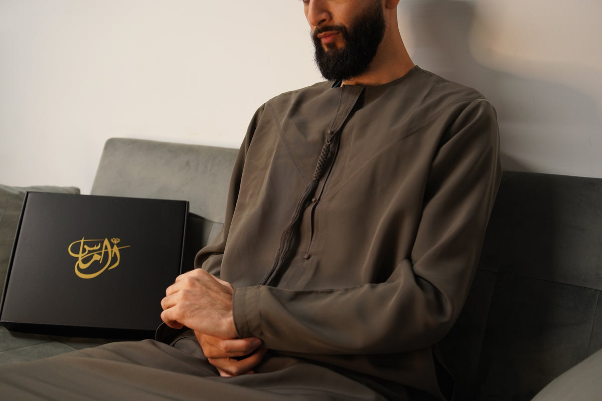 Premium Emirati Thobes - CLEARANCE